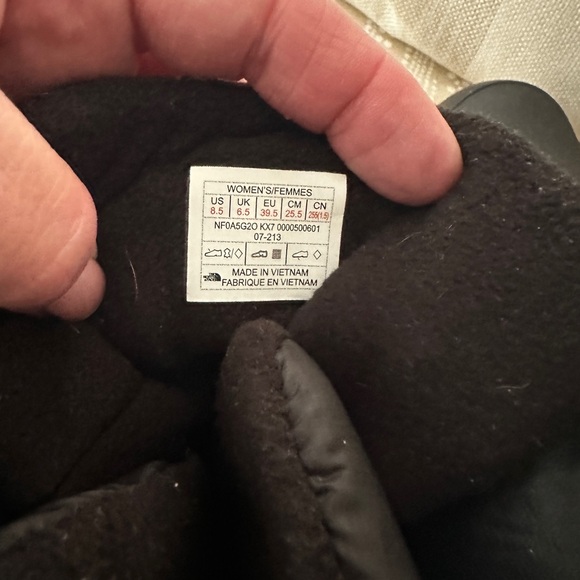 Excellent Women’s North Face Snow Boots 8.5 - Picture 4 of 12